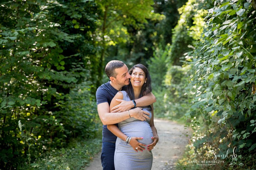 photos de grossesse en extérieur 
